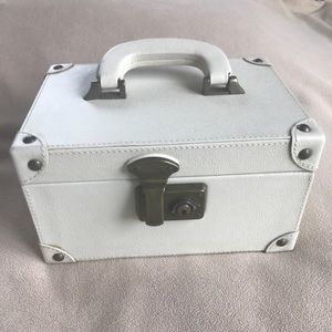 Leather Jewelry Box